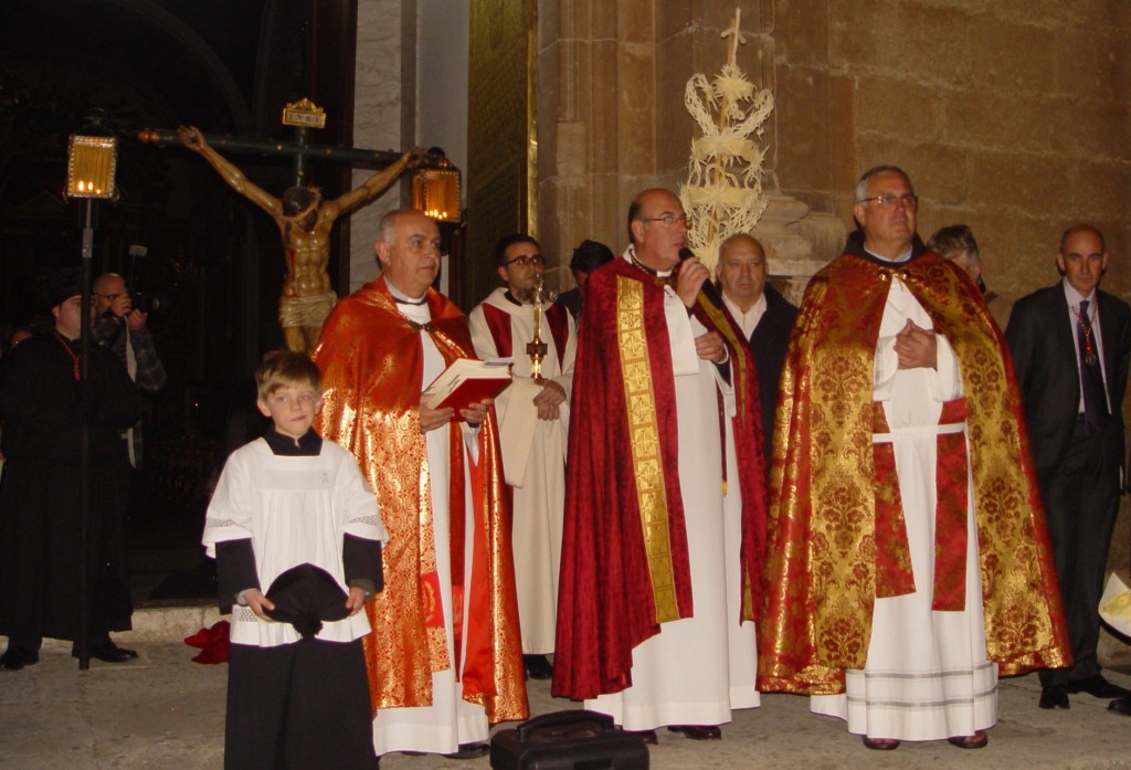 Oración Final en Cocentaina a las puertas de la iglesia de Santa María 